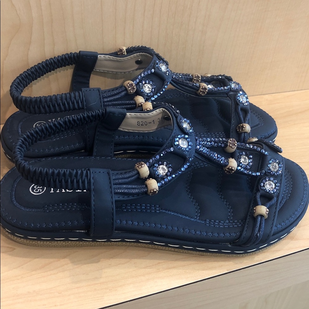 Yasirun Navy Beaded Sandals